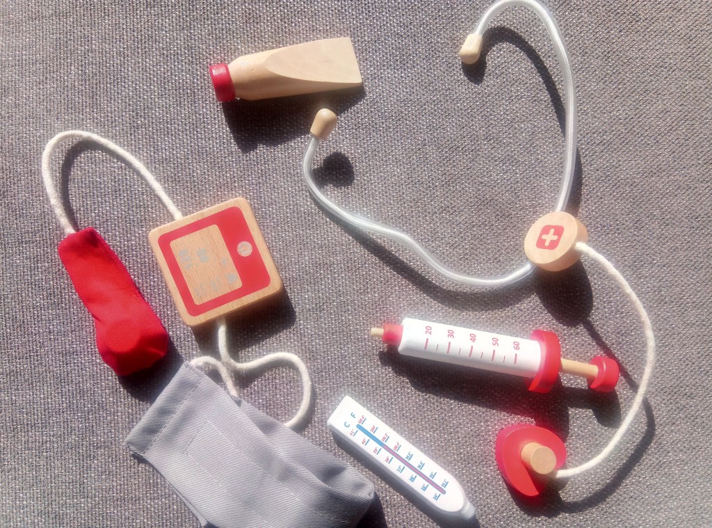 Детски докторски комплект