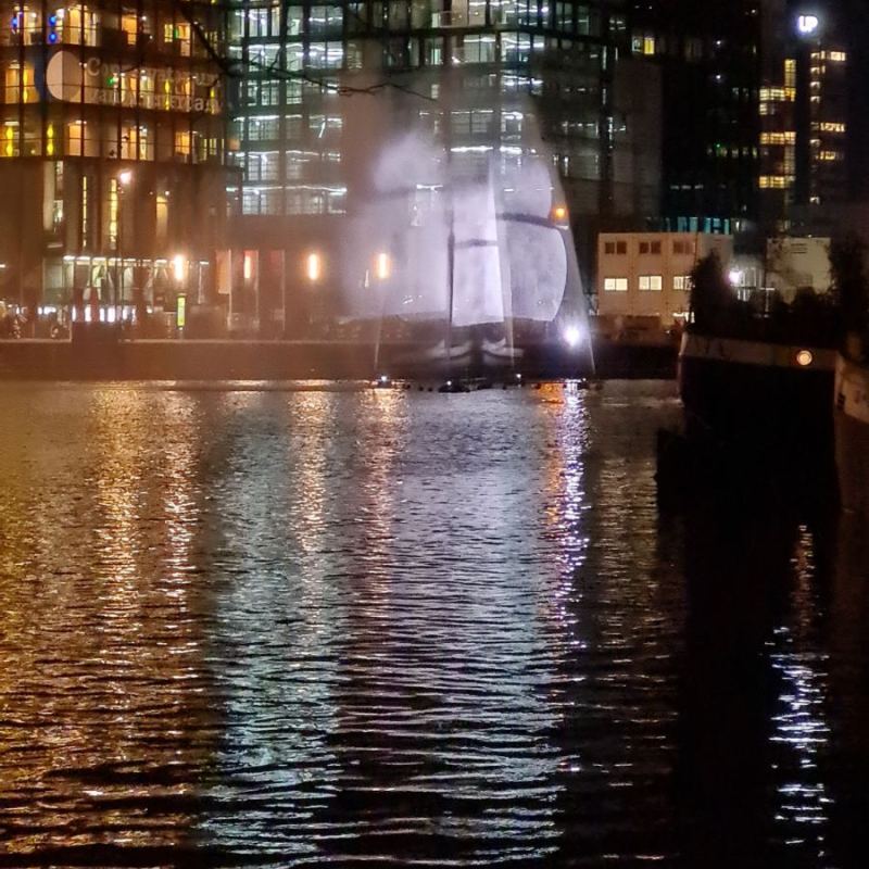 Весели празници от Амстердам!