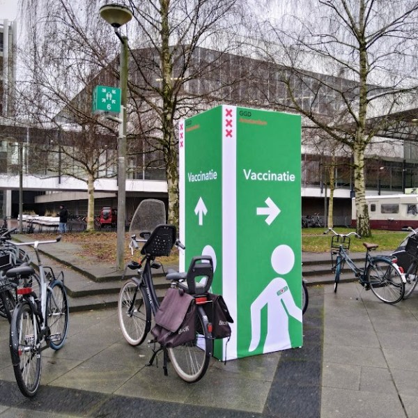 COVID бустер в Нидерландия: “Въпросник относно здравословното състояние” на български език