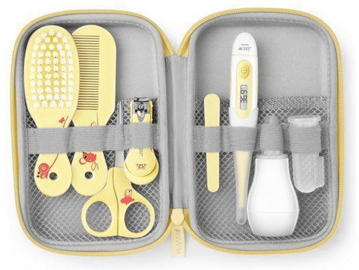 Комплект за грижа за бебето.